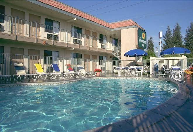 Vagabond inn fresno