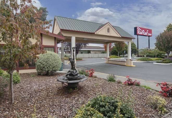 Red roof inn arcata