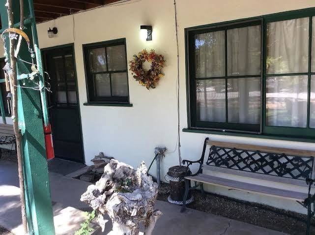 Kern riverfront lodge