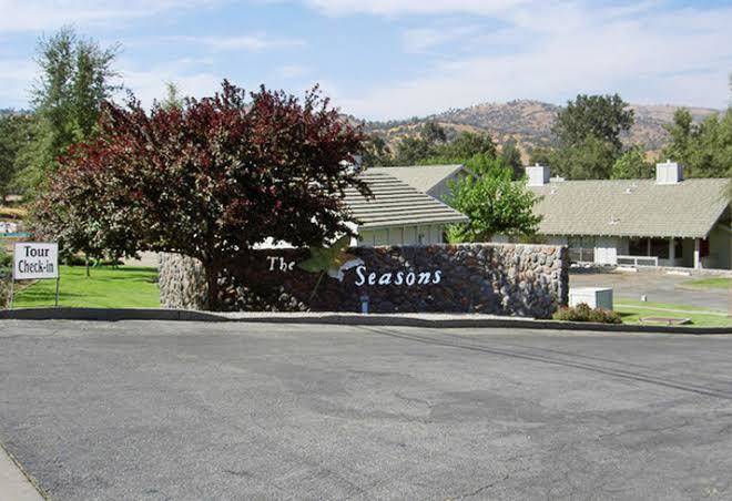 Stallion springs resort