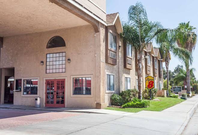 Super 8 by wyndham bakersfield south ca