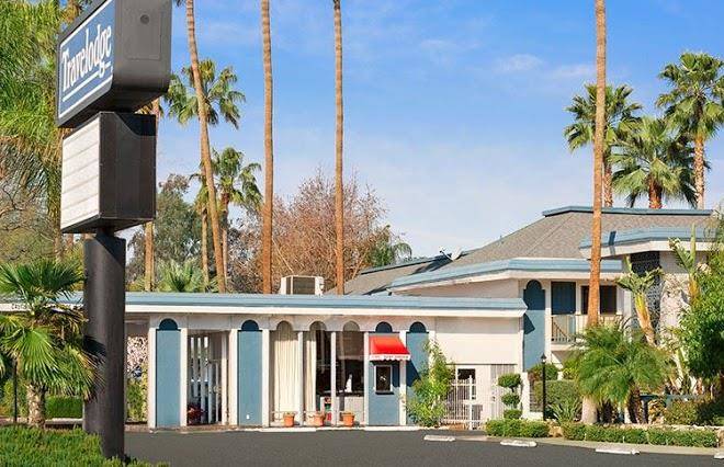 Travelodge by wyndham bakersfield