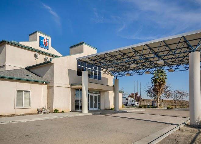 Motel 6 lemoore ca