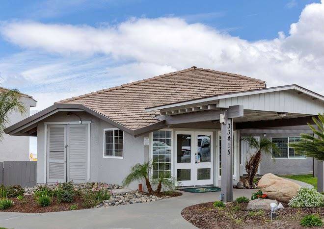 Quality inn kettleman city near hwy 41