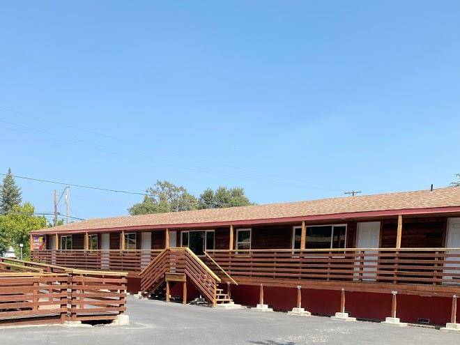 Dino mosley's white buffalo inn