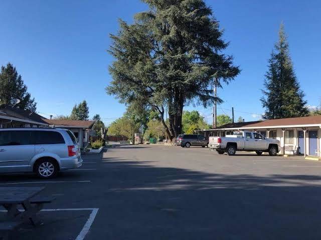 Kelseyville motel