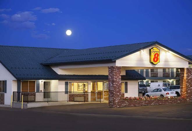 Super 8 by wyndham susanville