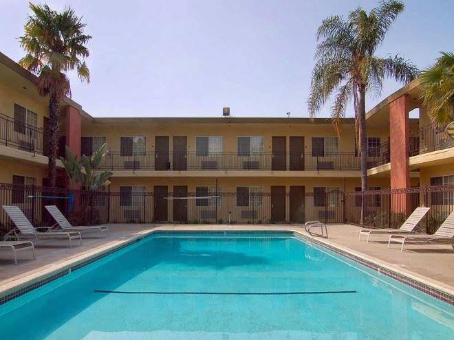 American inn & suites