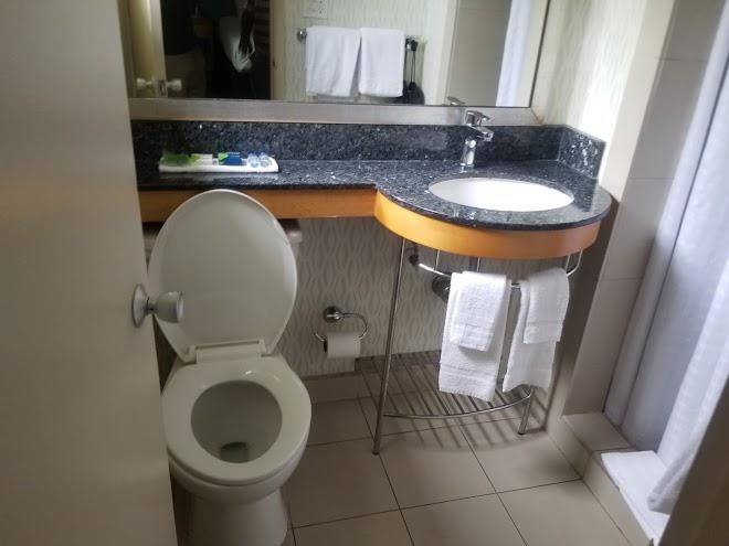 Azul inn
