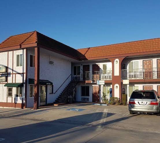Beach inn motel
