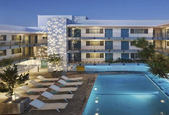 Beverly laurel motor hotel