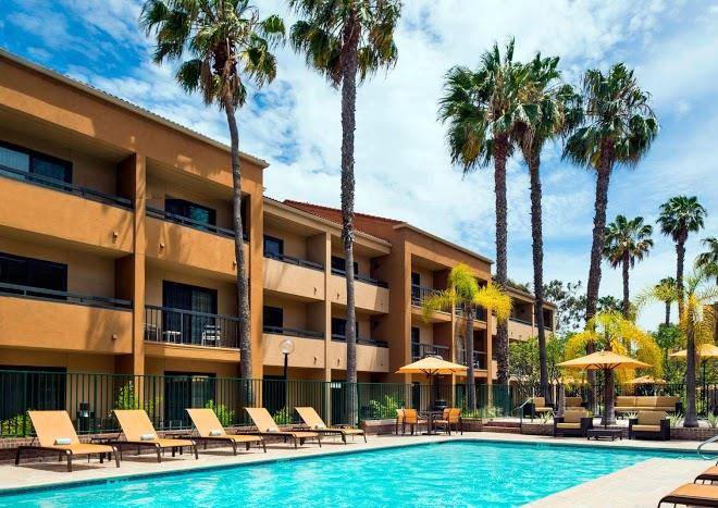 Courtyard los angeles torrance palos verdes