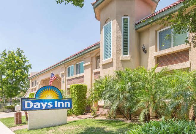 Days Inn By Wyndham Near City Of Hope Image
