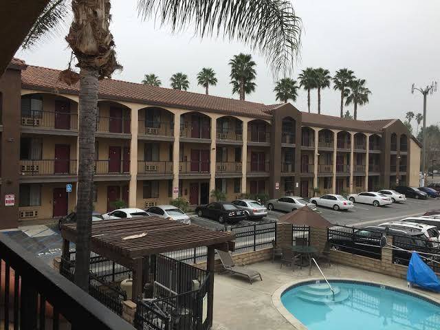 Five star inn