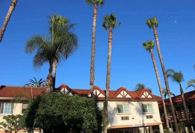 Garden inn motel