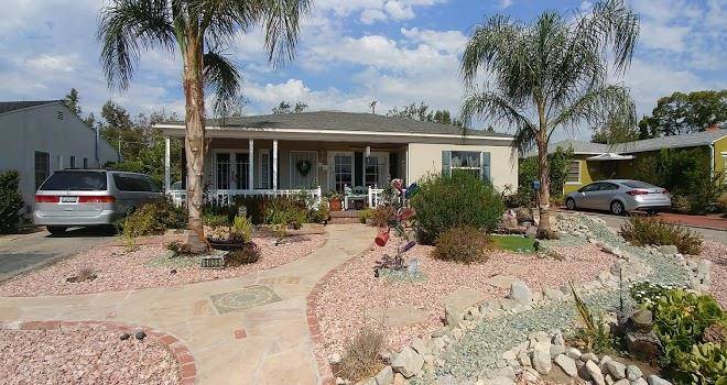 Goldfinger's get away bed and breakfast