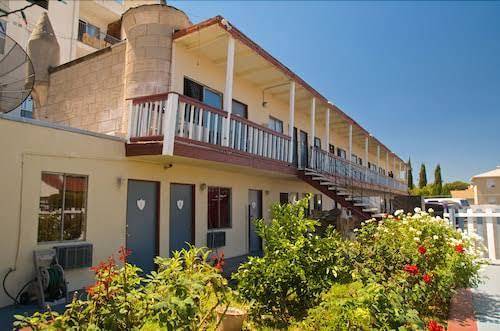 Good knight inn motel