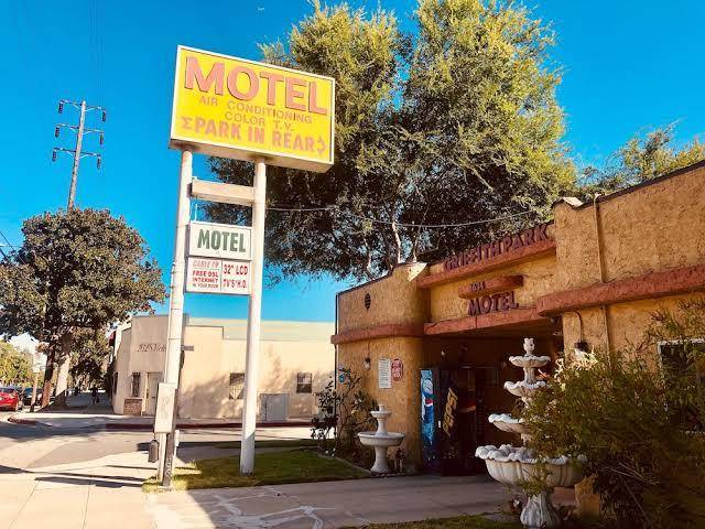 Griffith park motel