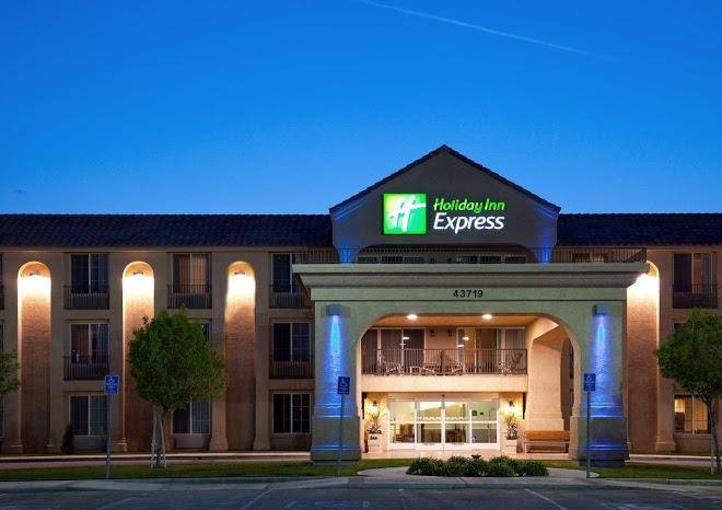 Holiday Inn Express Lancaster Image