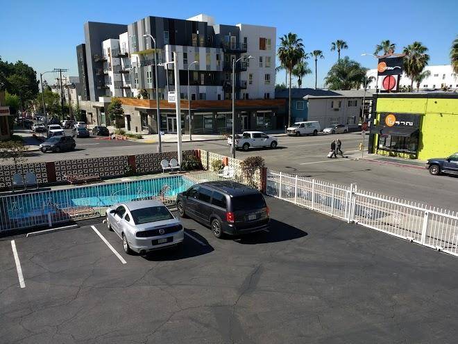 Hollywood Premiere Motel Image