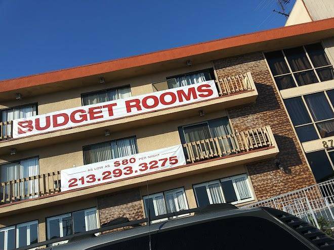 Hotel 8757