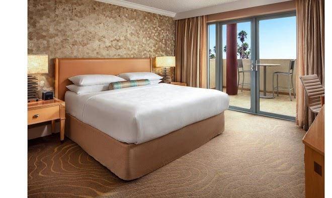 Jw marriott santa monica le merigot