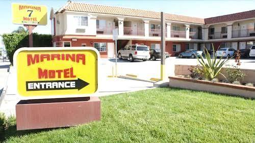 Marina seven motel