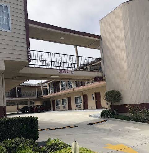 Moonlite inn hotel