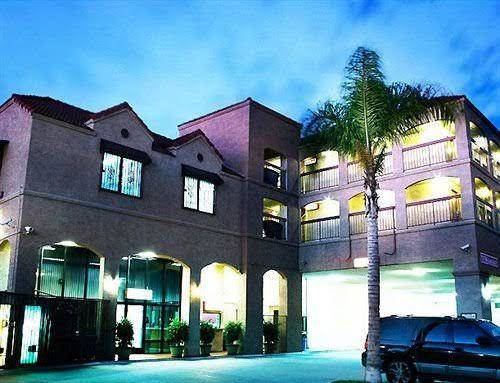 Motel 6 Gardena South Ca Image