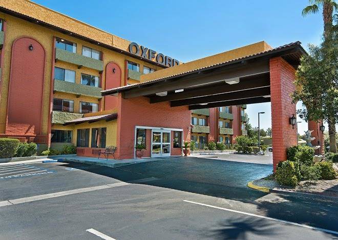 Oxford suites lancaster