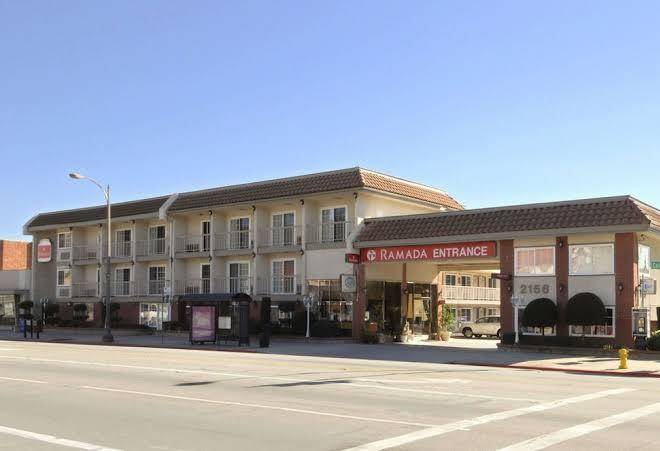 Ramada By Wyndham Pasadena Image