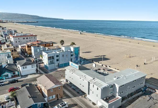 Sea sprite hotel
