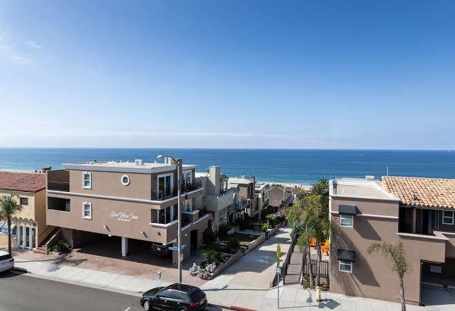 Sea view inn at the beach