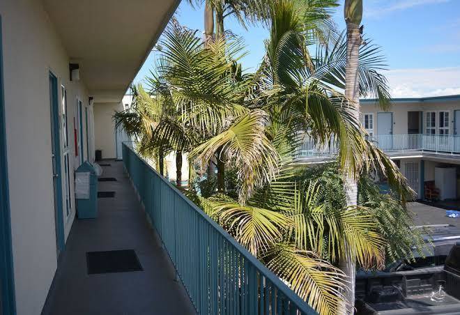 Seaside motel