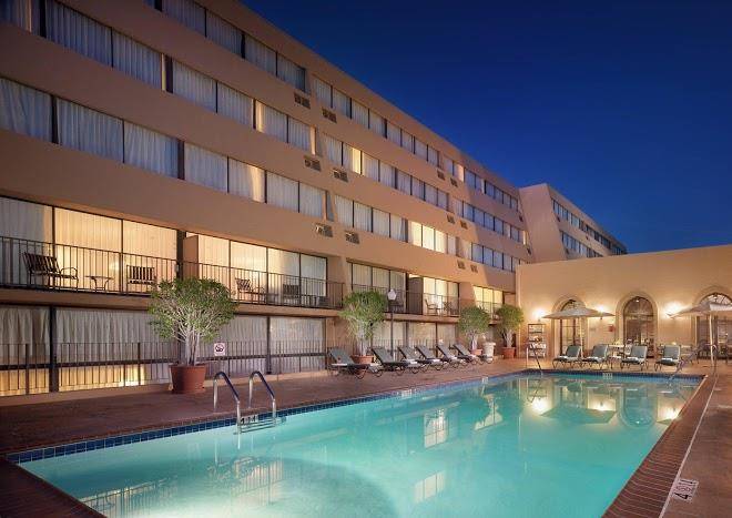 Sheraton Pasadena Hotel Image