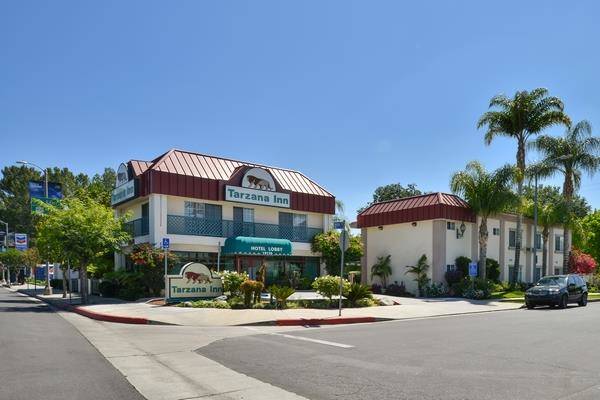 Tarzana inn