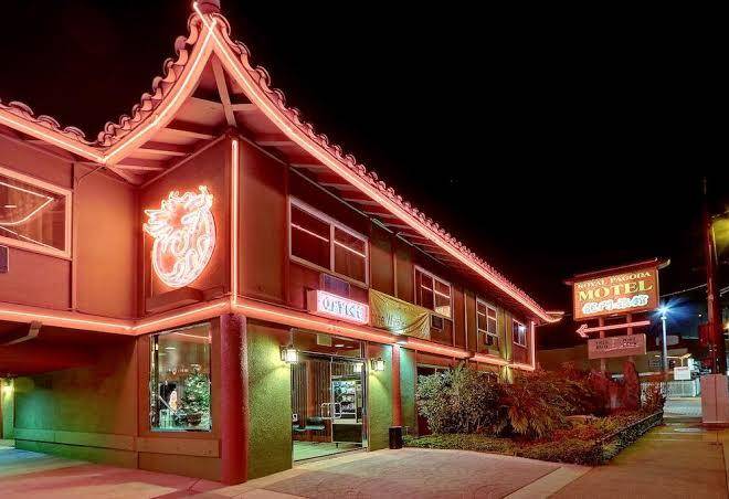 The royal pagoda motel