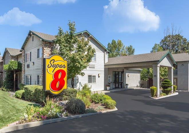 Super 8 by wyndham willits