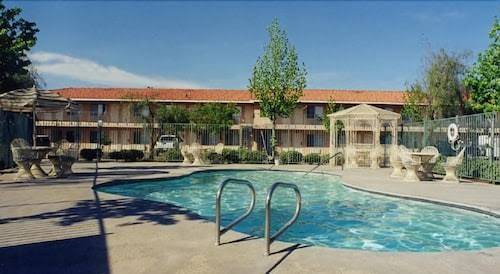 Applegate inn