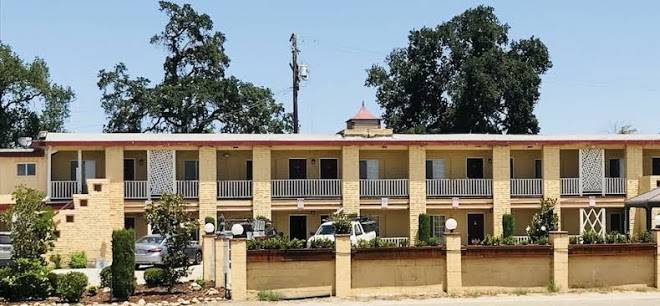 Town & country motel