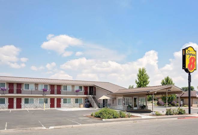 Super 8 by wyndham alturas