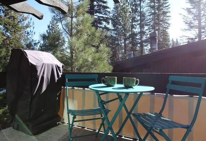 Mammoth estates condominiums