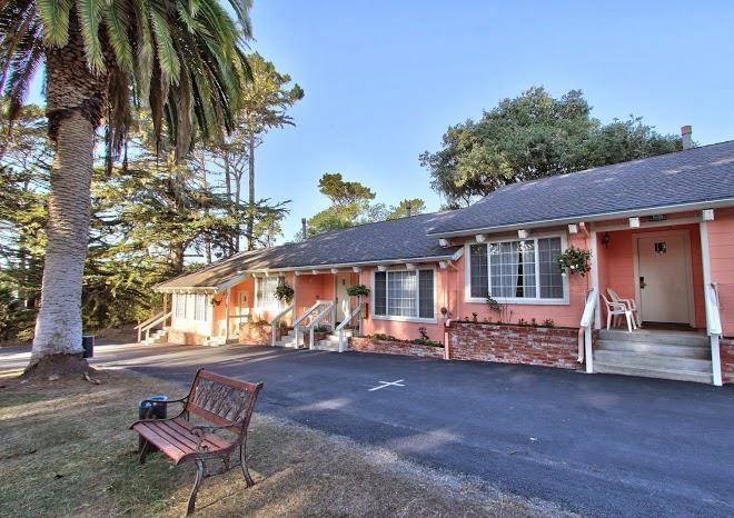 Butterfly grove inn