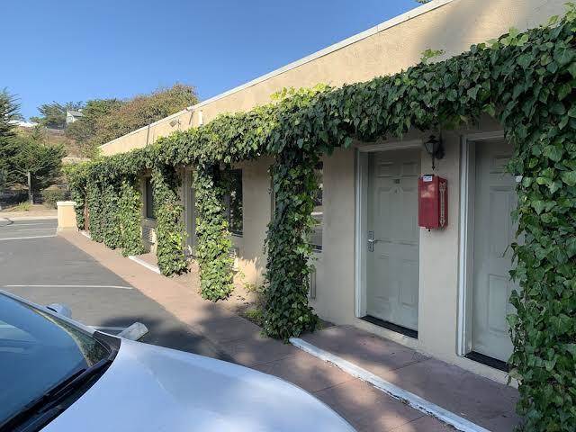 Monterey oceanside inn