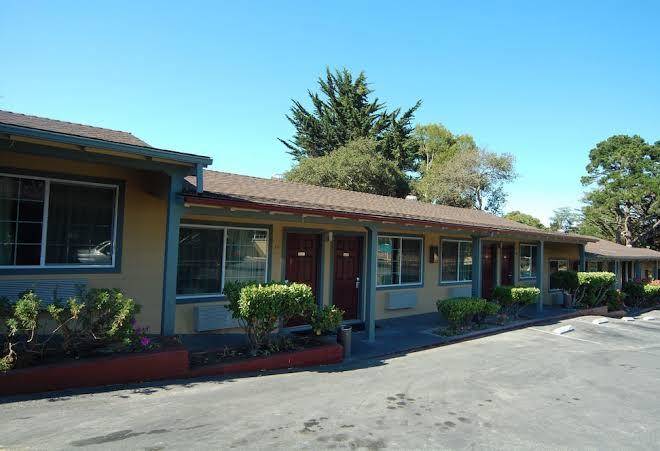 Monterey surf inn downtown