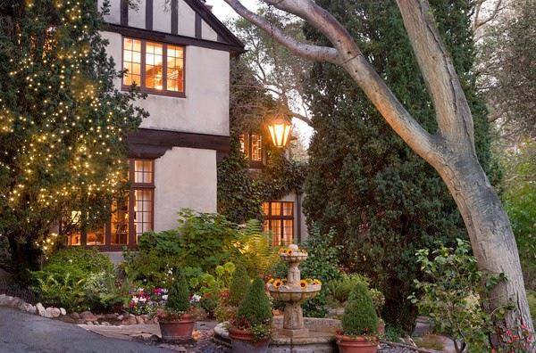 Old monterey inn
