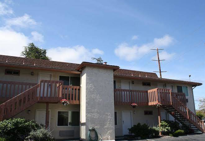 Pacific inn