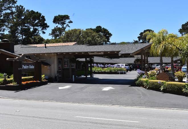 Padre oaks inn