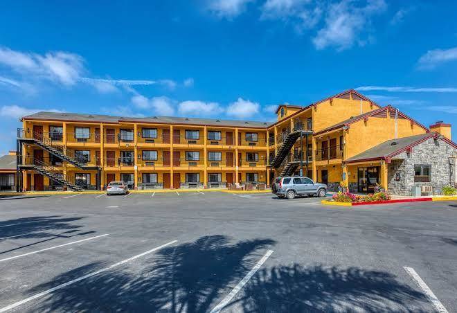 Quality inn monterey