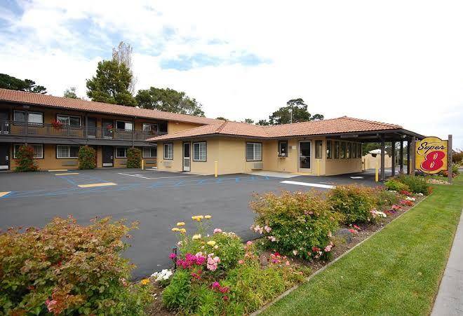 Super 8 by wyndham monterey carmel